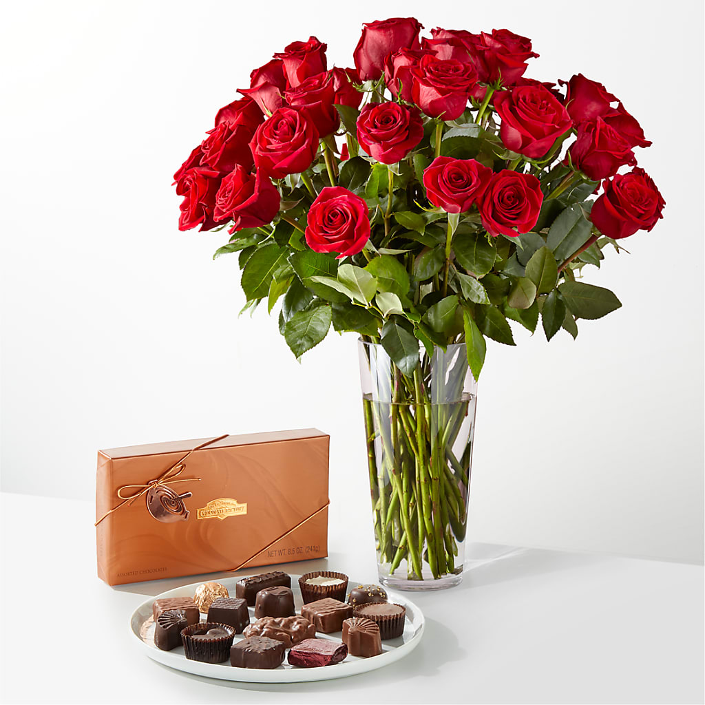 Romantic Long Stem Red Rose Bouquet Bundles – The Bloom Centre, Houston TX