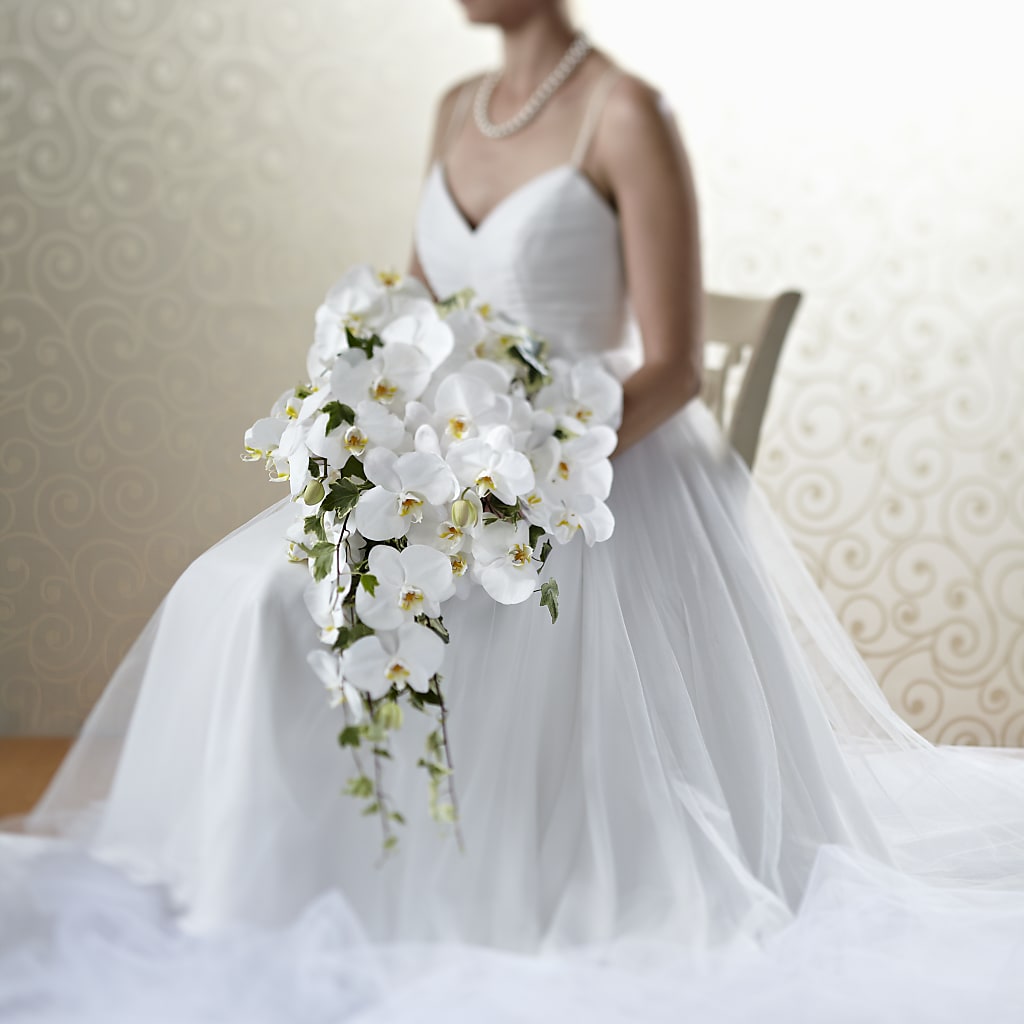 Classic White Bouquet – The Bloom Centre, Houston TX