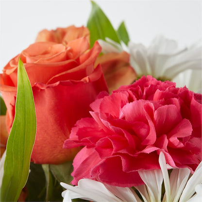 Oopsie Daisy Bouquet –  The Bloom Centre, Houston TX